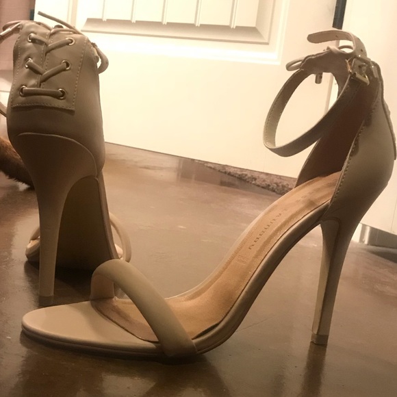 Chinese Laundry Jealous Sandal - Picture 4 of 8